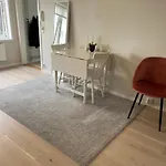 Central Apartment With 2 Bedrooms